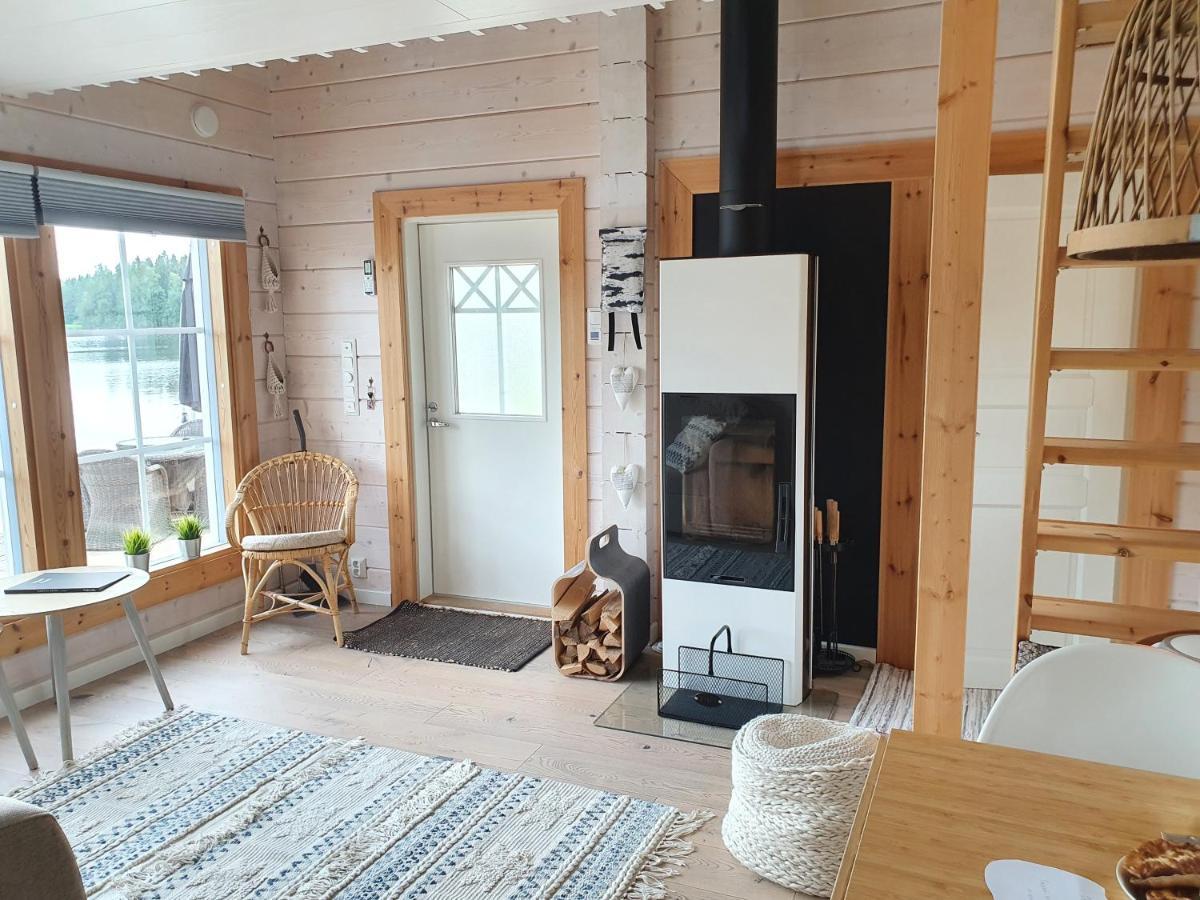 Stunning Log Cabin 45M2 On The Shore Of Kallavesi. Куопио Экстерьер фото