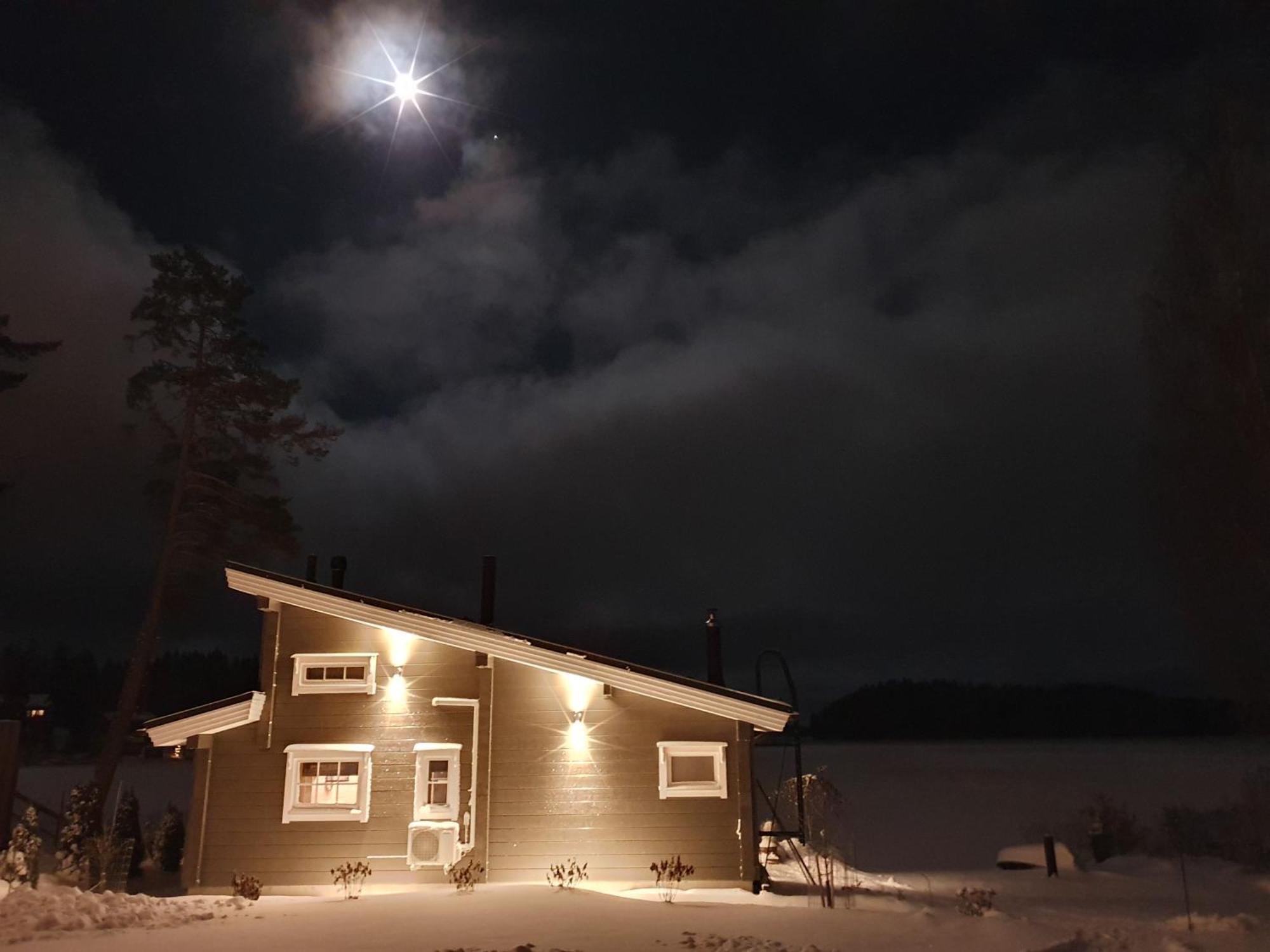 Stunning Log Cabin 45M2 On The Shore Of Kallavesi. Куопио Экстерьер фото