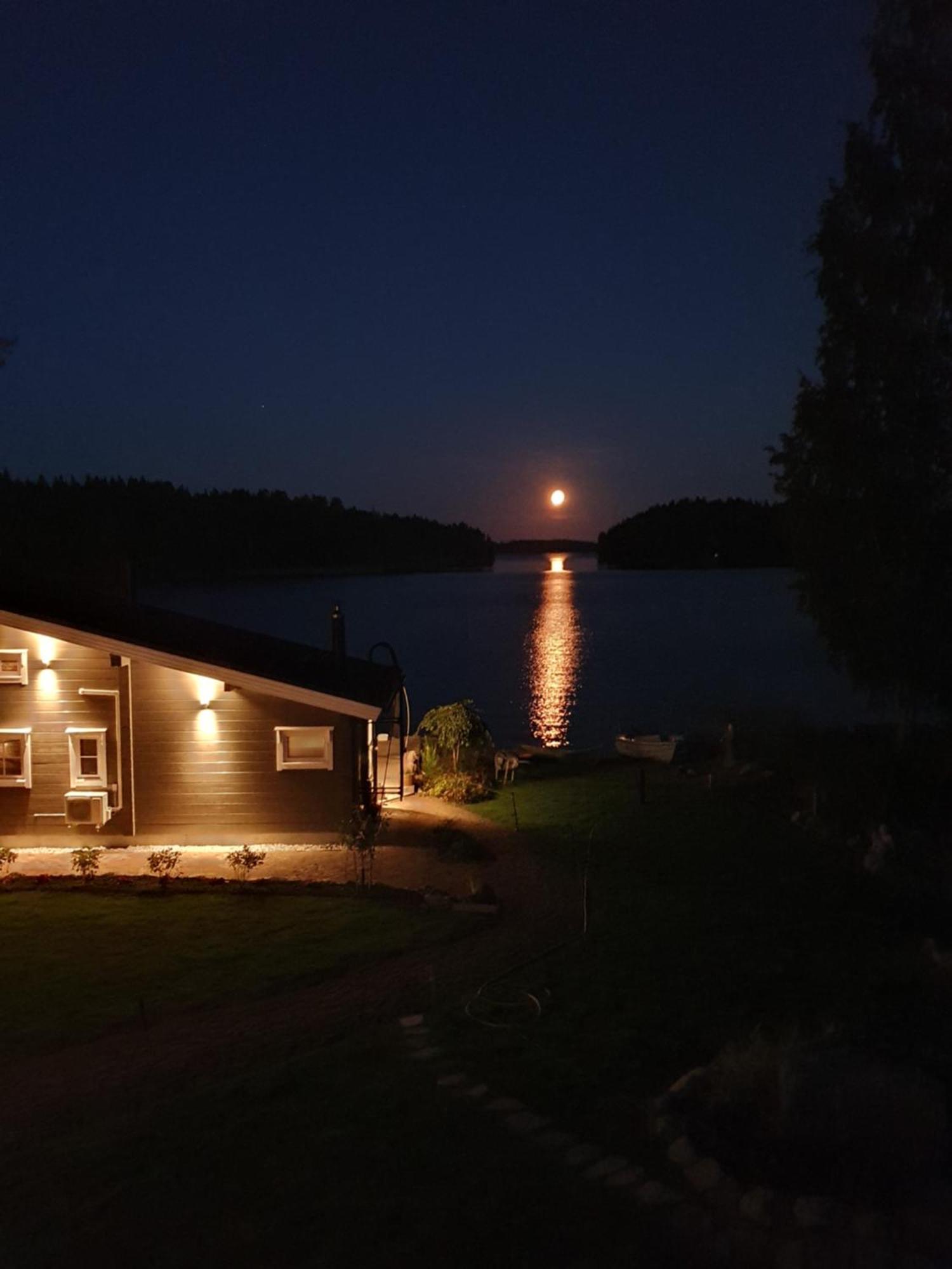 Stunning Log Cabin 45M2 On The Shore Of Kallavesi. Куопио Экстерьер фото